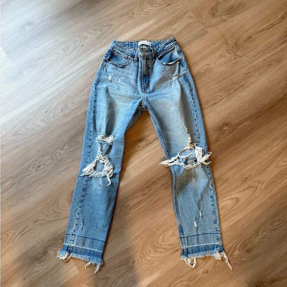Abercrombie & Fitch Mom Jeans